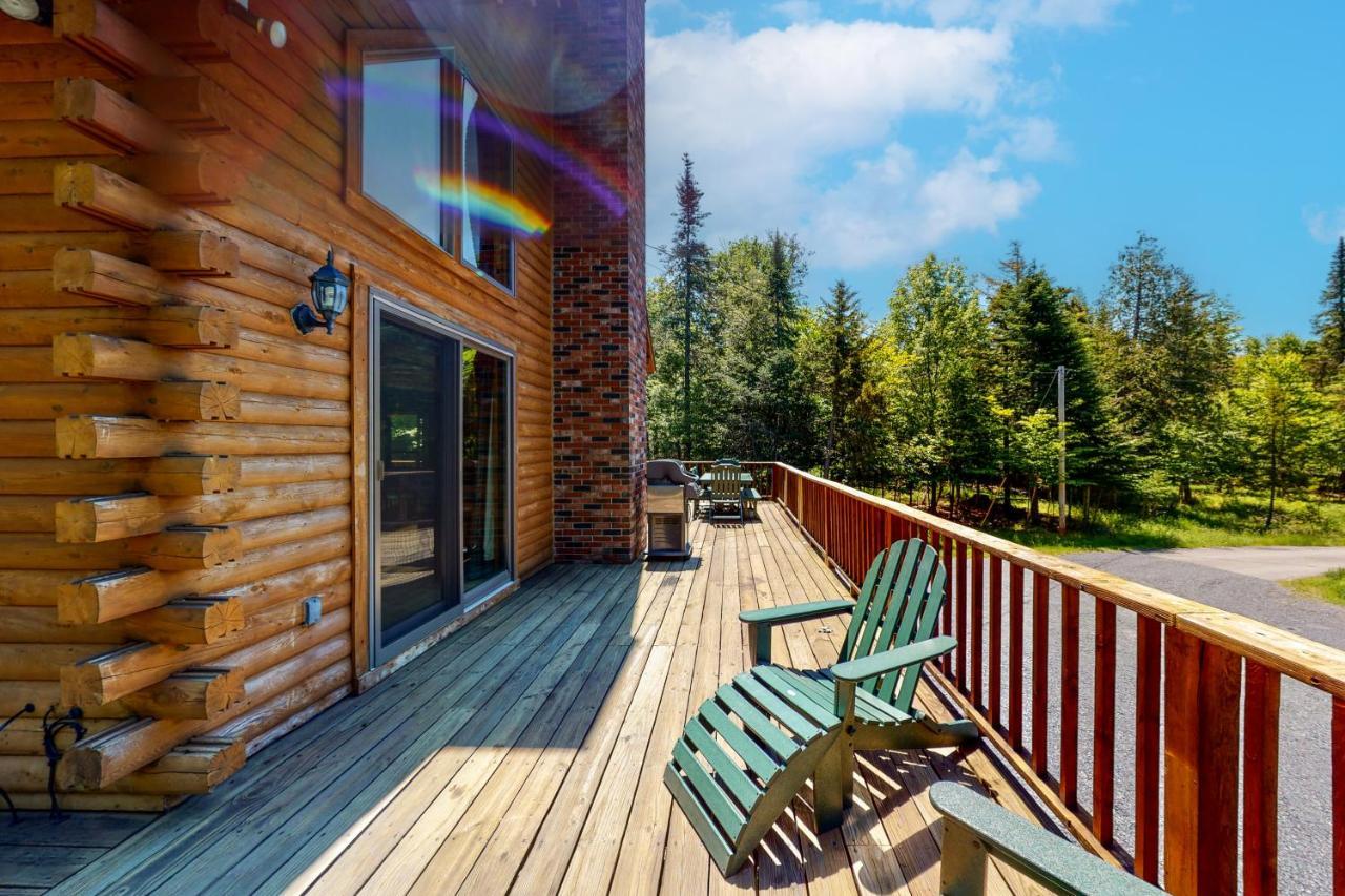 Mooseleuk Lodge The Highlands Экстерьер фото